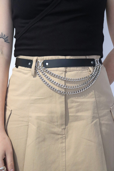 Belt with chains