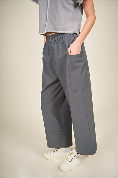 Trousers with patch pockets